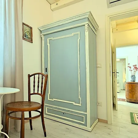 Villa Charming Villa With Swimming Pool In Visnjan *