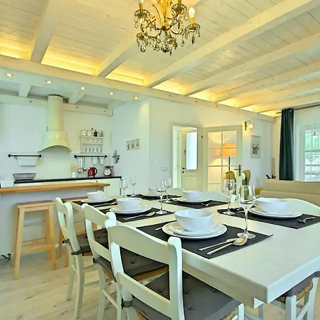 Charming Villa With Swimming Pool In Visnjan * Visnjan